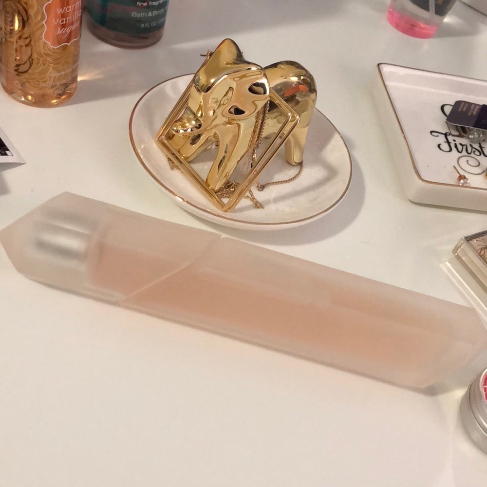 kkw Fragrance in oud